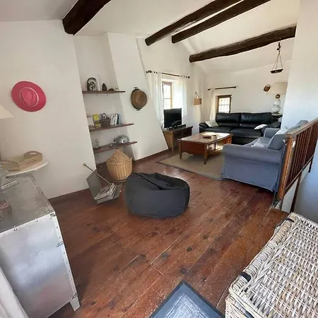 Maison De Village Péret