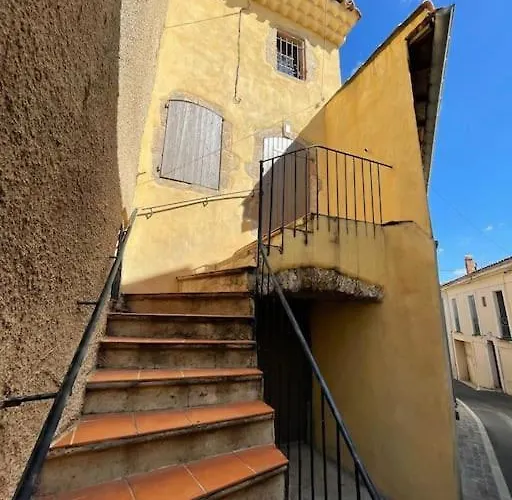 Maison De Village بيت للعطل Péret